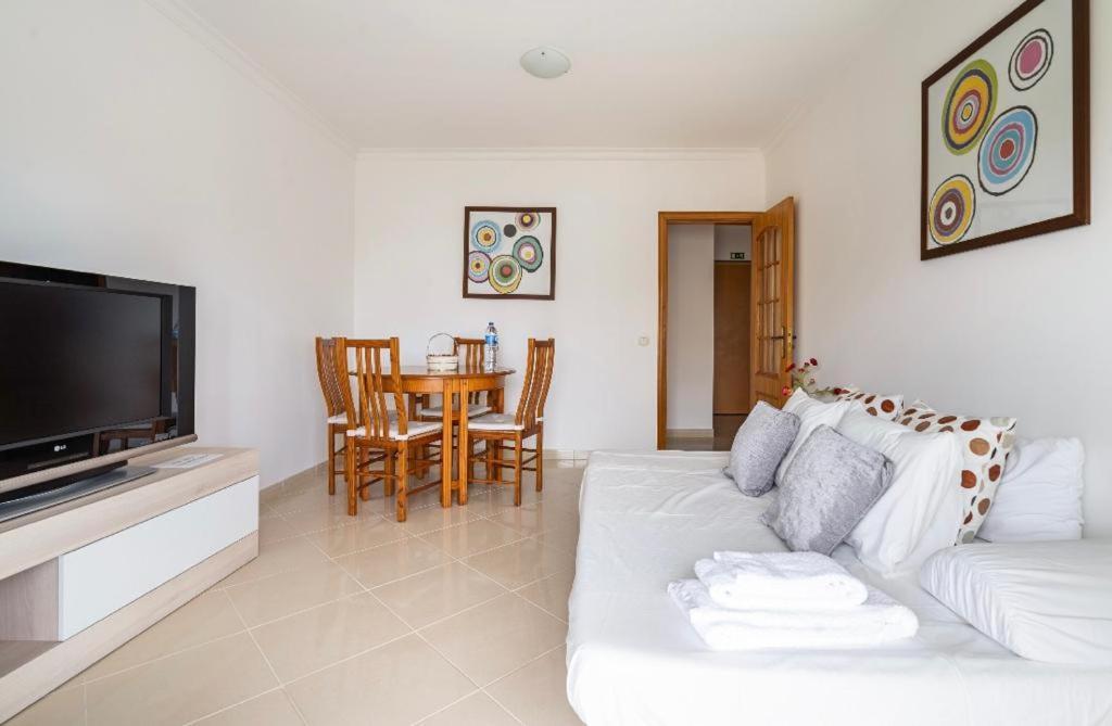 Quarteira Beach House Esterno foto